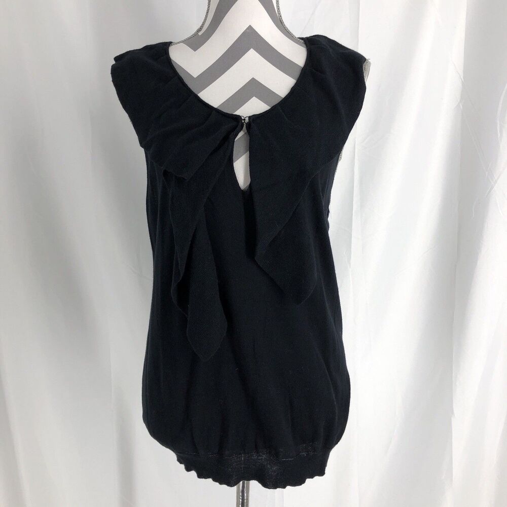 Gap Sleeveless Sweater Large Black Lightweight Ruffle Hook Eye Closure Neck